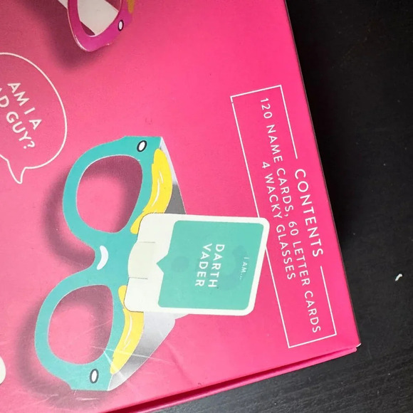 NIB WHO AM I? Party Game Board Game - Picture 3 of 7